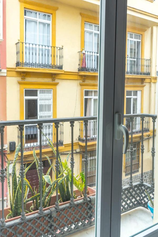 Апартаменти Acogedor Apartamento En Pleno Centro De Malaga By Sharingco Екстер'єр фото