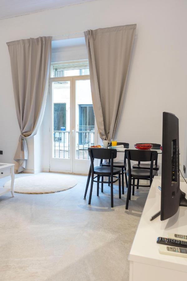 Апартаменти Acogedor Apartamento En Pleno Centro De Malaga By Sharingco Екстер'єр фото